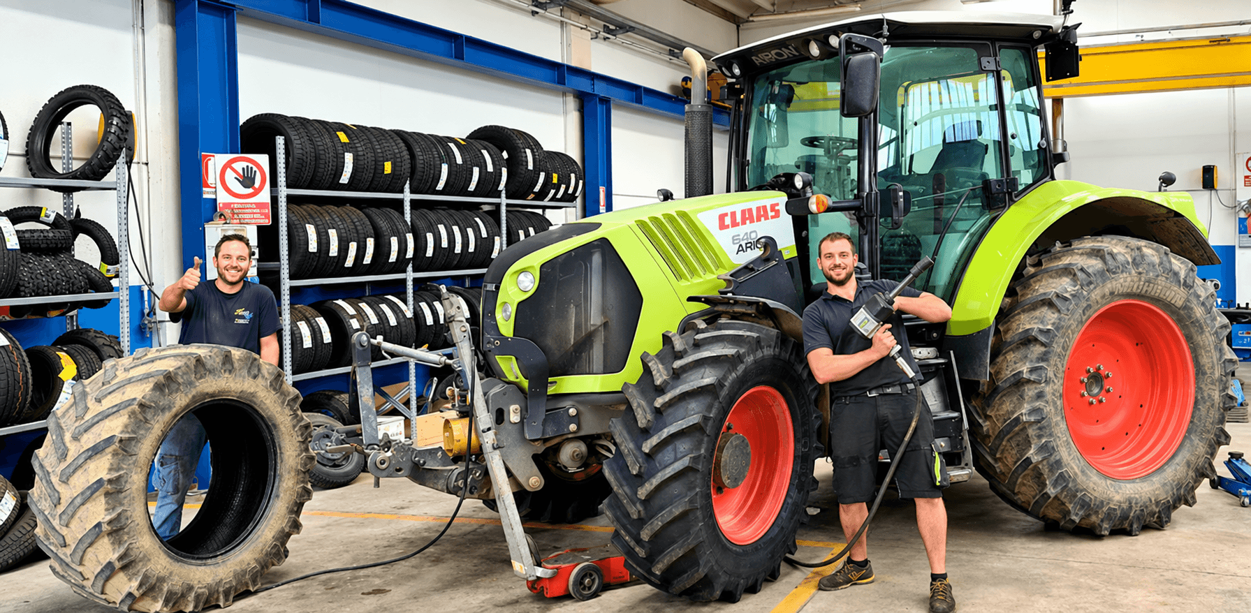 Lo staff Venuti al lavoro sugli pneumatici agricoli